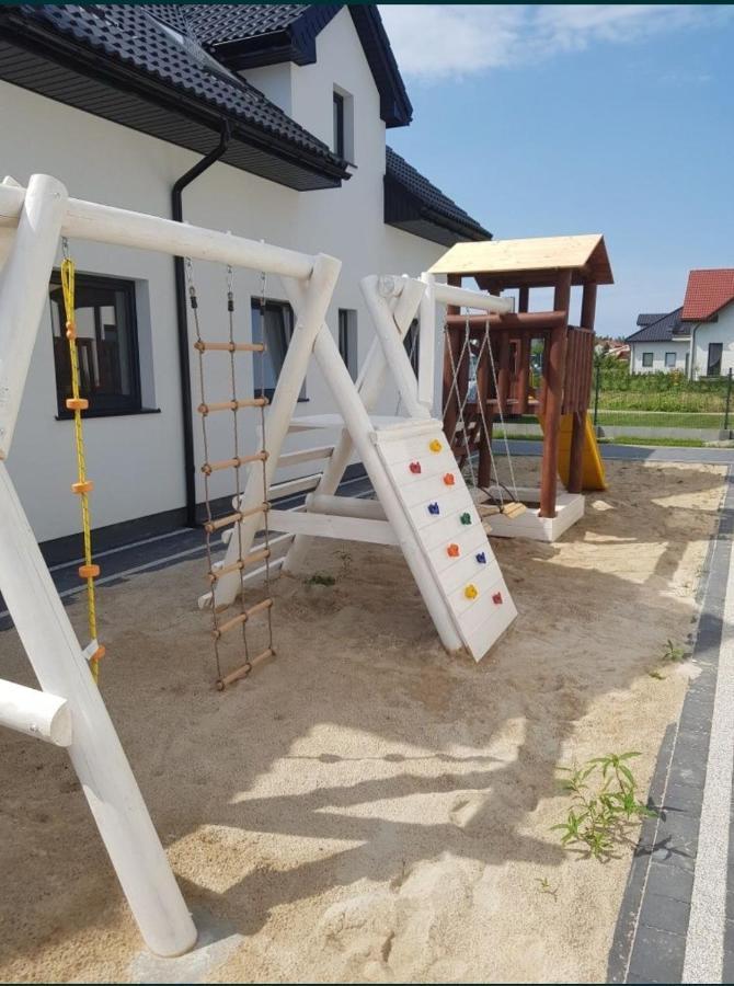 Apartamenty U Wioli I Marcina Łeba Exteriör bild