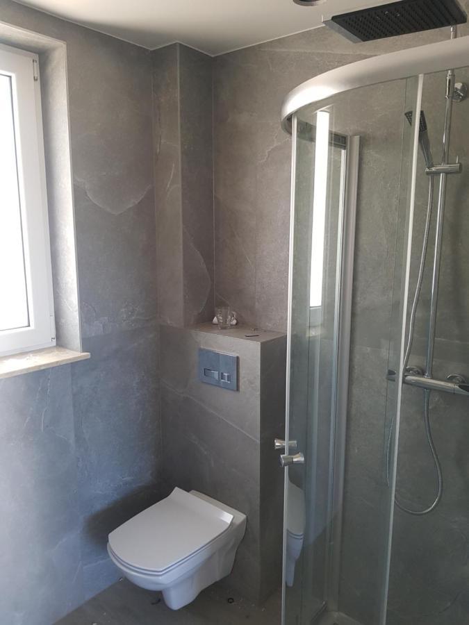 Apartamenty U Wioli I Marcina Łeba Exteriör bild